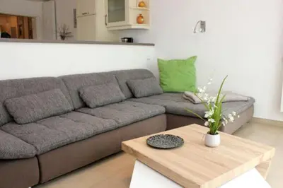 Ein Sitzbereich in der Unterkunft Käptn Brass Appartement 13
