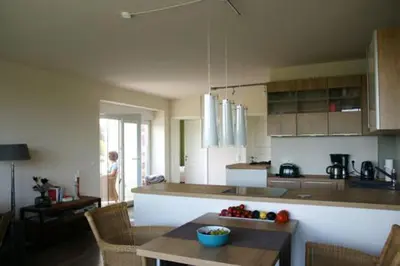 Küche/Küchenzeile in der Unterkunft Käptn Brass Appartement 23 Düne 10