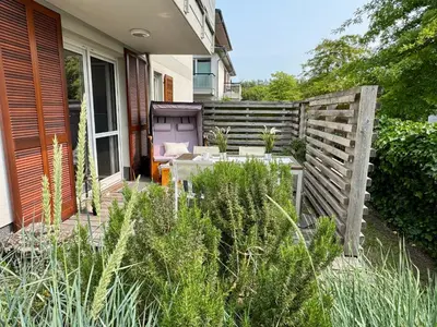 Ein Garten an der Unterkunft Käptn Brass Villa 1 App 2 Wiesenweg