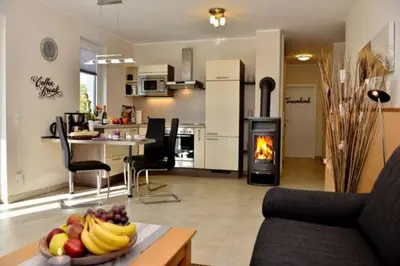 Küche/Küchenzeile in der Unterkunft Käptn Brass Villa 3 App 3 Strandmuschel