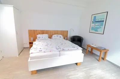 Ein Bett oder Betten in einem Zimmer der Unterkunft Ferienwohnung- modernes Apartment in Barth am Bodden