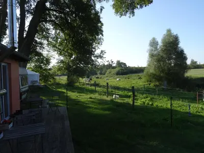 Ein Garten an der Unterkunft Apartment im ART.Quartier