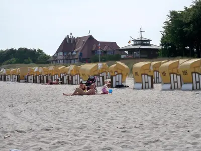 Ein Strand an oder in der Nähe der Ferienwohnung