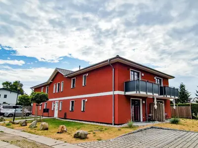 Das Gebäude in dem sich die Ferienwohnung befindet