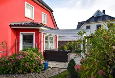 Ein Garten an der Unterkunft Kranich - Ihr Urlaub in Zingst