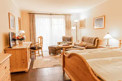 Ein Sitzbereich in der Unterkunft Hotel Haferland
