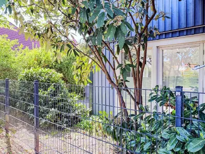 Ein Garten an der Unterkunft Alter Schwede Haus 1