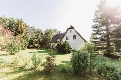 Ein Garten an der Unterkunft Haus an der Tanne