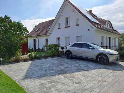 Das Gebäude in dem sich die Ferienwohnung befindet