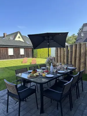 Ein Patio oder anderer Außenbereich in der Unterkunft Haus Q Superior - Hälfte 2