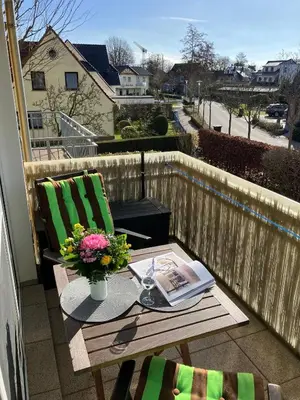 Ein Balkon oder eine Terrasse in der Unterkunft Kleine Oase - Haus Meer Whg13