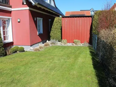 Ein Garten an der Unterkunft Haubentaucher