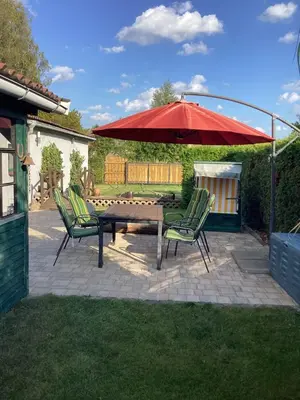 Ein Garten an der Unterkunft Ferienhaus Möwe