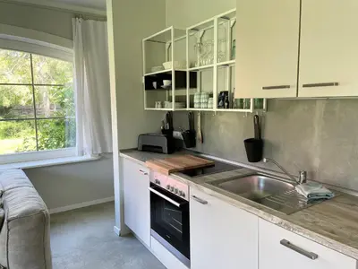 Küche/Küchenzeile in der Unterkunft Ferienwohnung FÜNF Hof Himmelgrün