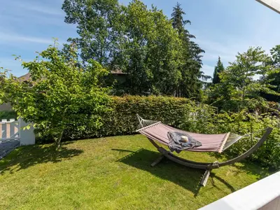 Ein Garten an der Unterkunft Ostseeklang