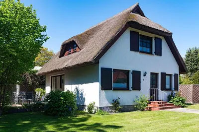 Ein Garten an der Unterkunft Glücksfinder