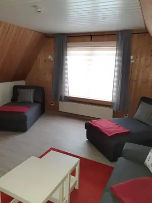 Ein Sitzbereich in der Unterkunft 2er Fewo-Zingst