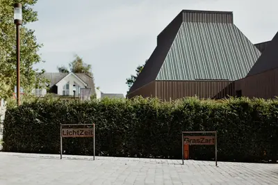 Ein Garten an der Unterkunft Refugium zum Hohen Ufer 