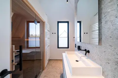 Ein Badezimmer in der Unterkunft Dünenhaus Dierhagen