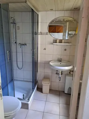 Ein Badezimmer in der Unterkunft Fewo am Rosengarten
