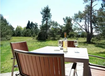 Ein Garten an der Unterkunft Haus Matti