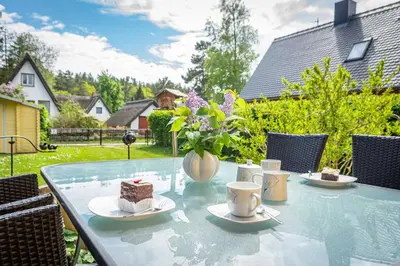 Ein Garten an der Unterkunft Ferienhaus 