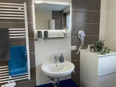 Ein Badezimmer in der Unterkunft Apartment Haus Stefanie by Interhome