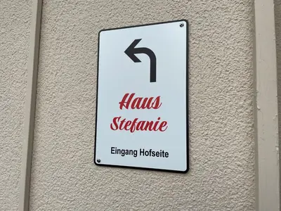 Ein Zertifikat, Auszeichnung, Logo oder anderes Dokument, das in der Unterkunft Apartment Haus Stefanie by Interhome ausgestellt ist