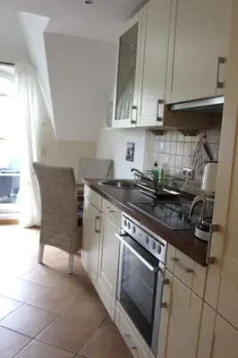 Küche/Küchenzeile in der Unterkunft Godeke Michels Ferienwohnung 24 Seestr5b