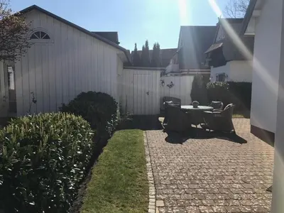 Ein Garten an der Unterkunft Godeke Michels Ferienwohnung 21 Seestr5b