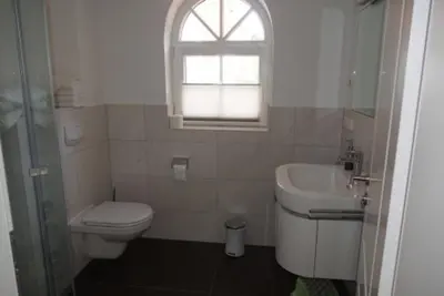 Ein Badezimmer in der Unterkunft Ferienwohnung 1 Rämel 20