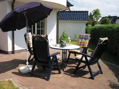 Ein Patio oder anderer Außenbereich in der Unterkunft FeWo 1Eyckmanns