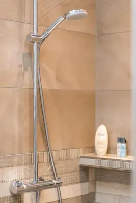 Ein Badezimmer in der Unterkunft Victoria Luna Penthouse No 10 Strandstrstr48