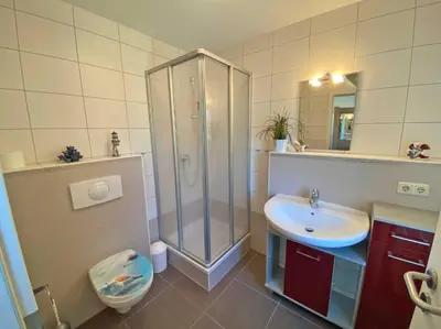 Ein Badezimmer in der Unterkunft Seeschwälbchen - Ihr Ferienhaus am Ostseestrand