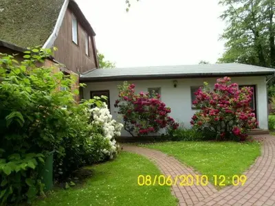 Ein Garten an der Unterkunft Ferienwohnung 