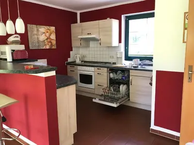 Küche/Küchenzeile in der Unterkunft Ferienhaus Möwe - b49721