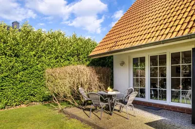 Ein Garten an der Unterkunft Zingstgeflüster
