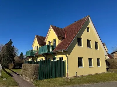 Das Gebäude in dem sich die Ferienwohnung befindet