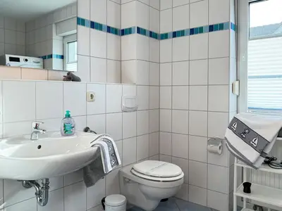 Ein Badezimmer in der Unterkunft StrandAnker