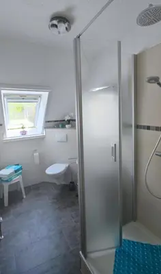 Ein Badezimmer in der Unterkunft Haus Erika