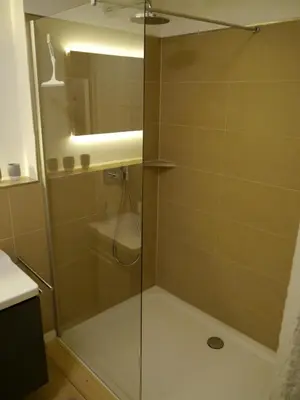 Ein Badezimmer in der Unterkunft Speicher-Hafenblick 32