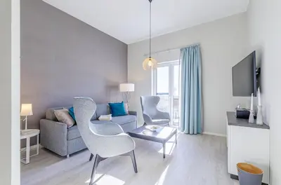 TV/Unterhaltungsangebot in der Unterkunft James Cook Suite - 2 Schlafzimmer, 2 Bäder, Boddenblick & Sauna