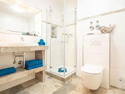 Ein Badezimmer in der Unterkunft Message in a bottle Modern retreat