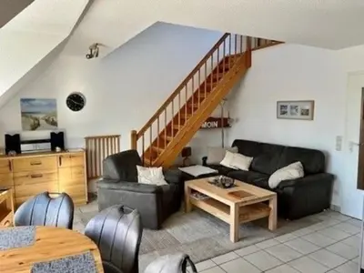 Ein Sitzbereich in der Unterkunft Zingst Wohnung 11 Darßer Weg 26A