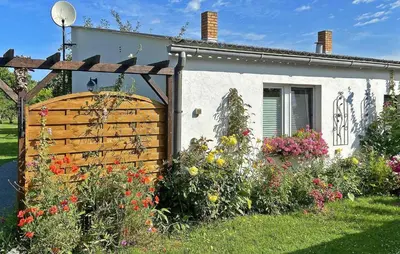 Ein Garten an der Unterkunft Ferienhaus Fuhlendorf