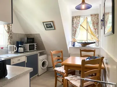 Küche/Küchenzeile in der Unterkunft Achtern Diek 7b - Wohnung 8