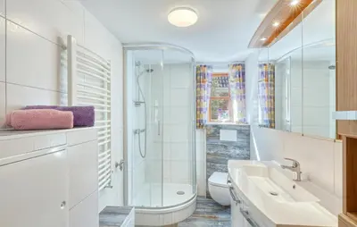 Ein Badezimmer in der Unterkunft Ferienwohnung Bodstedt