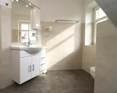 Ein Badezimmer in der Unterkunft Haus Thea Appartement 02, 