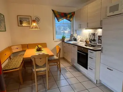 Küche/Küchenzeile in der Unterkunft Zingst Wohnung 1 Darßer Weg 30a
