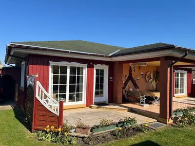 Das Gebäude in dem sich die Ferienwohnung befindet